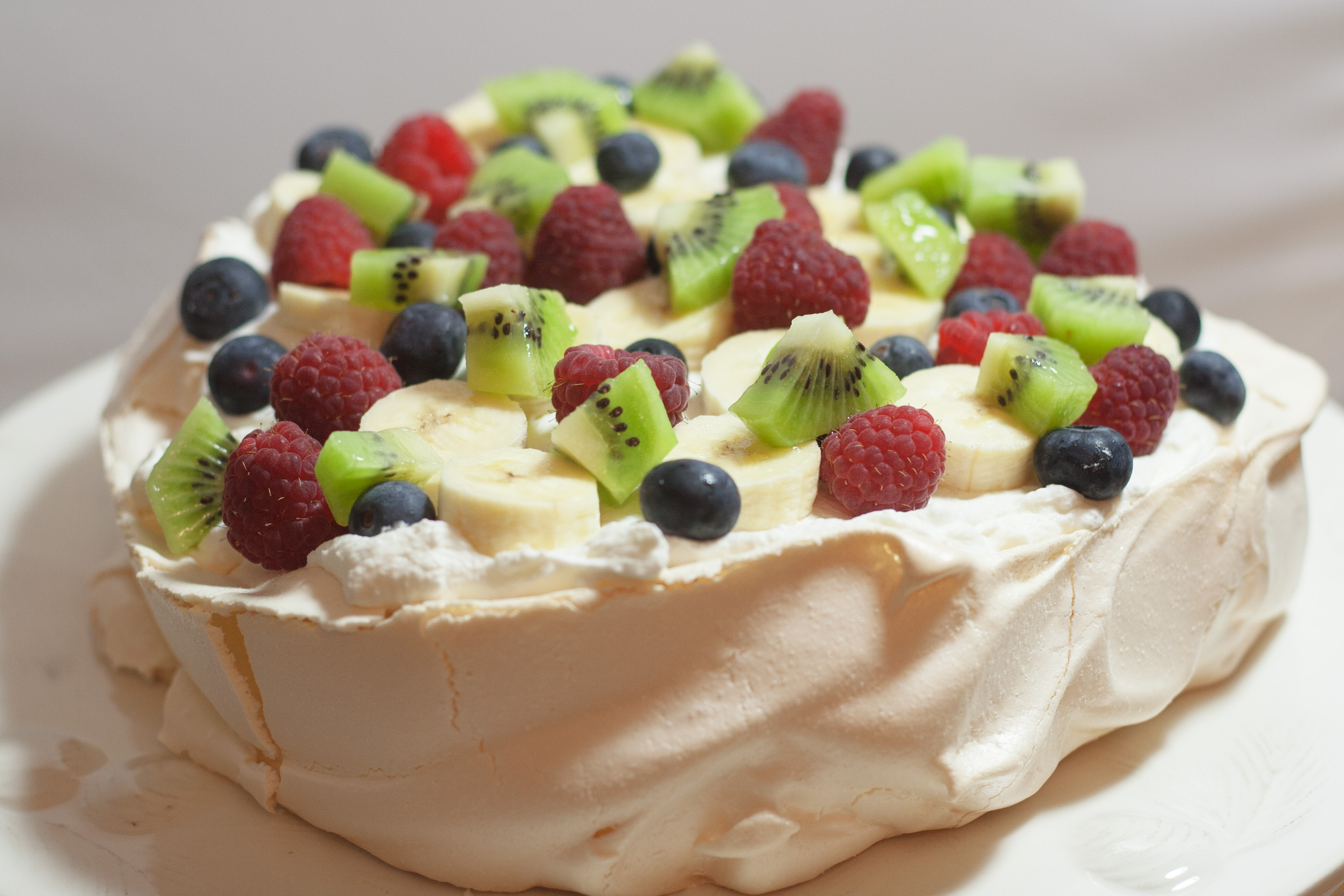 Australian Pavlova with Cream &amp; Fruit