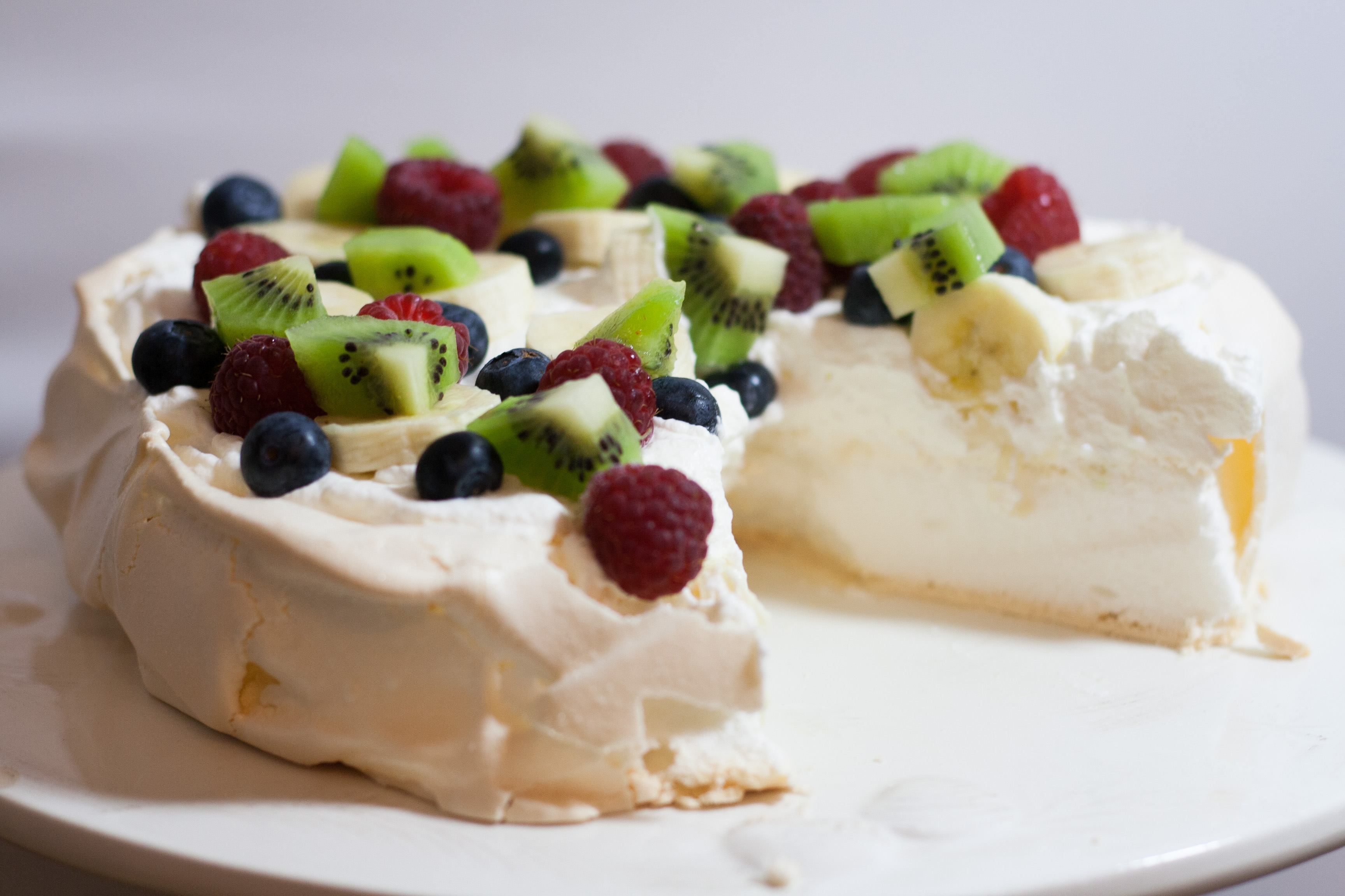 Australian Pavlova with Cream &amp; Fruit