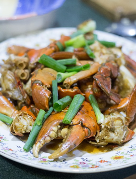 Chili Crab on a platter