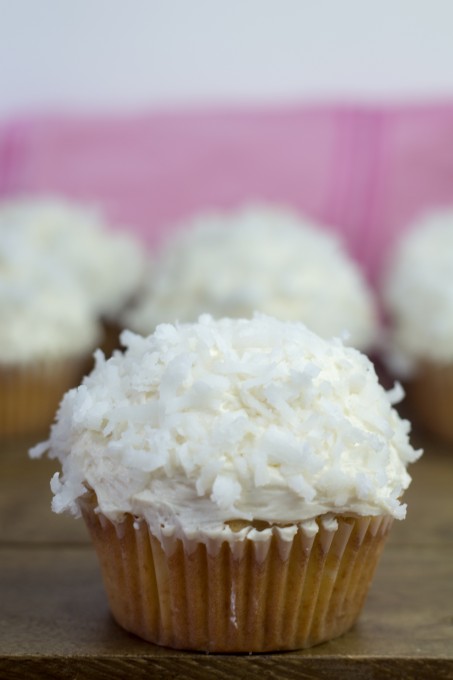 Snowball Coconut Cupcakes