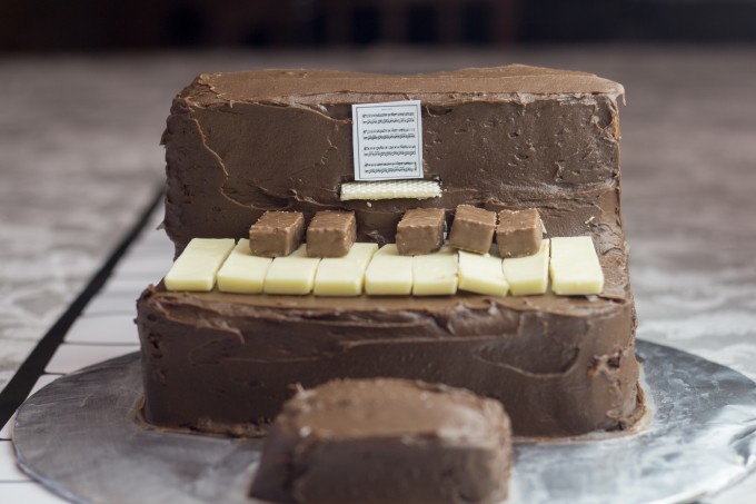 Piano Cake - Chocolate