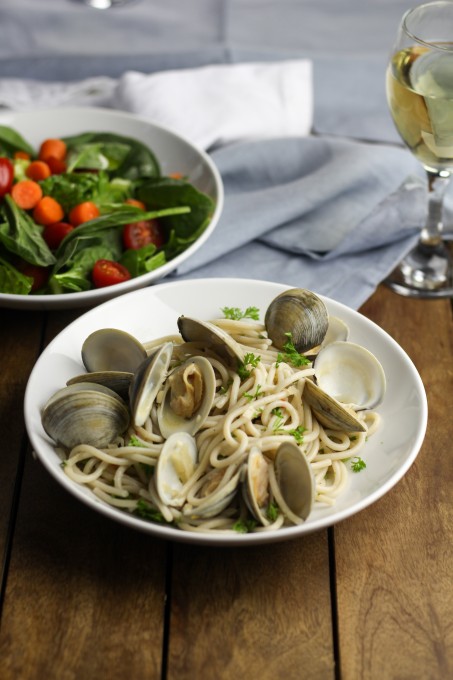 Clams with Garlic & Herb Spaghetti