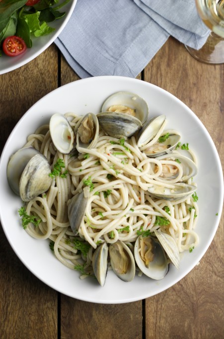 Clams with Spaghetti