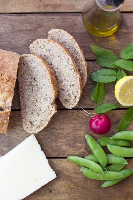 Mint and Pea Puree on Grilled Bread Ingredients