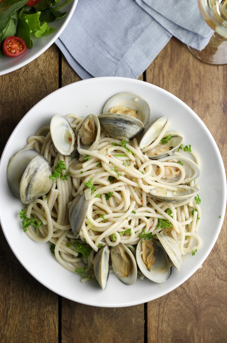 Clams with Garlic & Herb Spaghetti